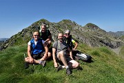 02 In vetta al Colombarolo (2309 m) con vista in Ponteranica (2378 m)
